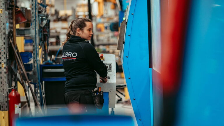 Joboro Jobro – We shape the metal that shapes the future
